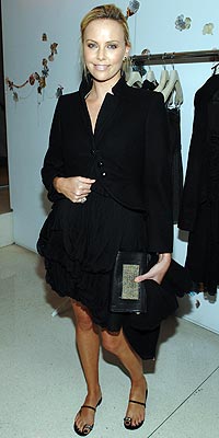 CHARLIZE THERON  photo | Charlize Theron
