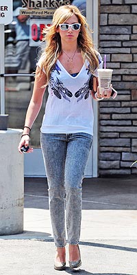 ASHLEY TISDALE photo | Ashley Tisdale