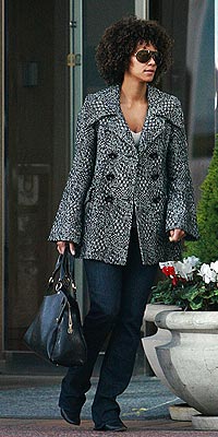 HALLE BERRY photo | Halle Berry