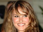 Shop These 5 Star Looks – for Less! | Natalie Portman