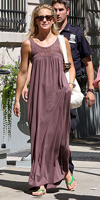 KATE HUDSON'S MAXIDRESS photo | Kate Hudson