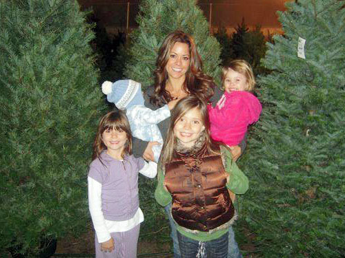 Brooke Burke with her kids