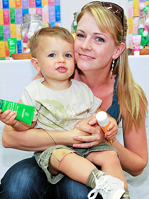 melissa joan hart 2009. Melissa Joan Hart and Boys