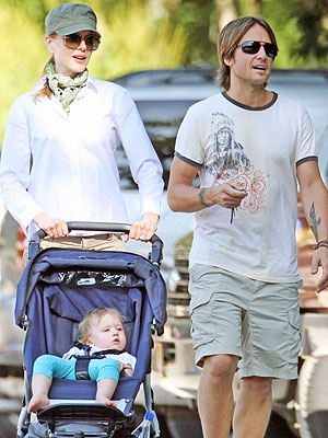 Nicole Kidman. Somebody looks exhausted! Sunday Rose (13 1/2 months) enjoys 