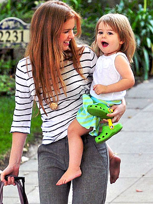 Isla Fisher and Olive: Playdate Pals