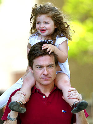 jason bateman daughter francesca nora frannie sylvie maple kids eye justine family lee daughters celebrity wife does house little who