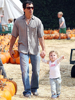 DADDY, LOOK! photo | Scott Baio