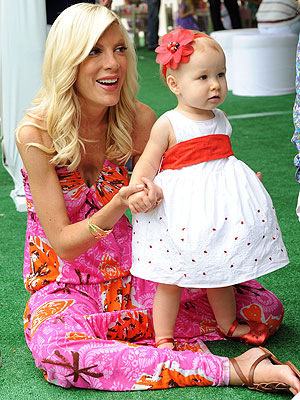 BIRTHDAY BASH photo | Tori Spelling