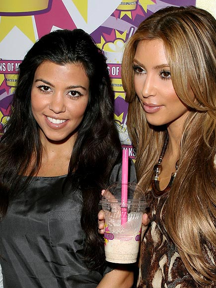  photo | Kim Kardashian, Kourtney Kardashian