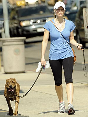VENTURE OUTSIDE photo | Jessica Biel