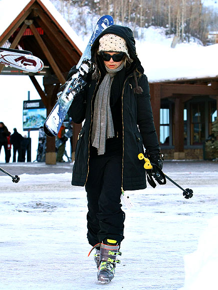 KATE SKIS! KATE SKIS!
