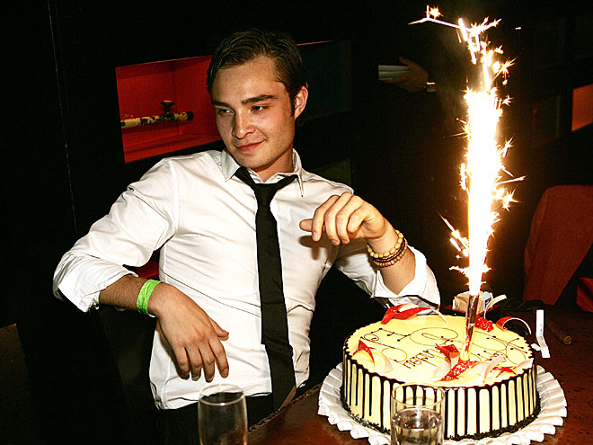 http://img2.timeinc.net/people/i/2009/galleries/ed-westwick/ed-westwick-16.jpg