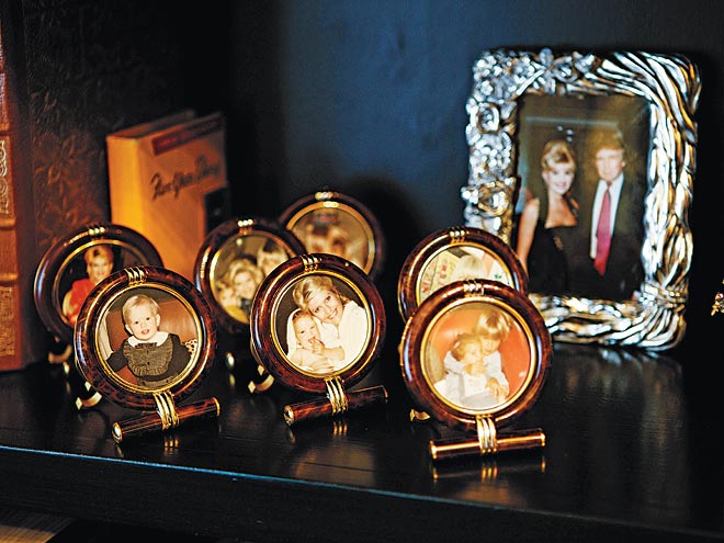 FAMILY PHOTOS photo | Ivana Trump