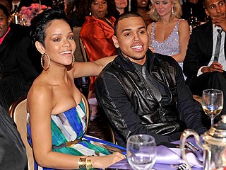 Rihanna & Chris Brown Are Back Together