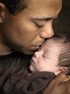 Tiger Woods Debuts His Son!