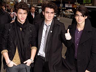 The Jonas Brothers to Perform at Kids' Choice Awards