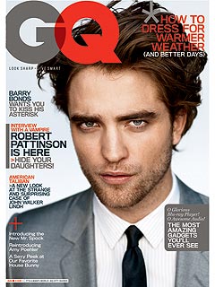 Sorry Ladies, Robert Pattinson Doesn't Want a Girlfriend Now