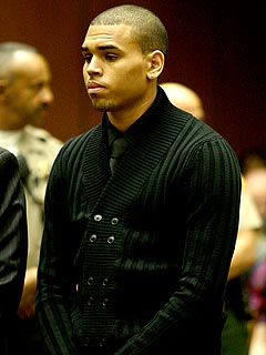 Chris Brown Pleads Not Guilty in Rihanna Assault Case | Chris Brown
