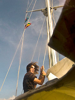 Teen Sailor Nears End of Round-the-World Solo Voyage| Real People Stories