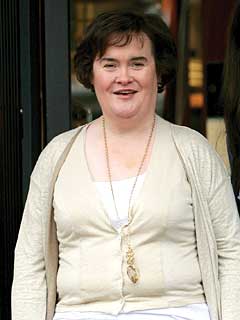 Susan Boyle Steps Out For a Shopping Spree