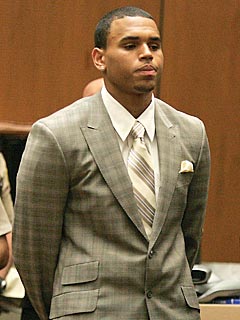Chris Brown Ordered Not to Contact Rihanna for 5 Years | Chris Brown