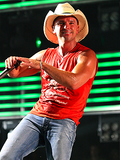 Kenny Chesney Headlining 2010 BamaJam Festival