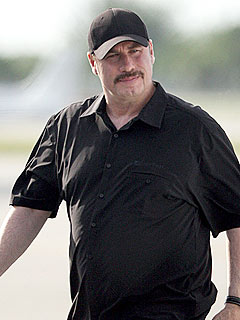 PHOTO: Grieving John Travolta Has Quiet Lunch Alone | John Travolta