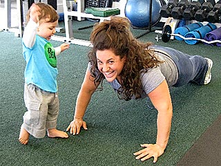 Marissa Jaret Winokur: I'll Tweet Before I Eat | Marissa Jaret Winokur