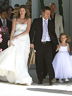 Mark Wahlberg Gets Married!