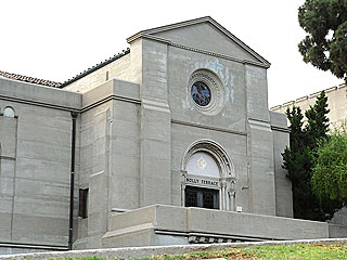 Michael Jackson a pagar su propio funeral | Michael Jackson