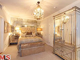 Want to Live Like Kim Kardashian? | Kim Kardashian