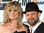 POLL: Who Had the Best CMA Performance? | Sugarland, Brad Paisley, Carrie Underwood, Jennifer Nettles, Kid Rock, Taylor Swift