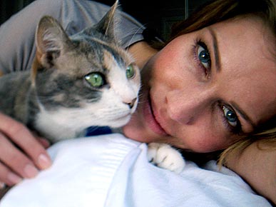 EXCLUSIVE! Battlestar Galactica's Number Six Has Six Cats!