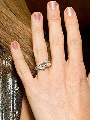 Which reality star sports this ring, which boasts more than 60 diamonds? | Kendra Wilkinson