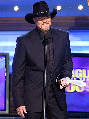 photo | Trace Adkins