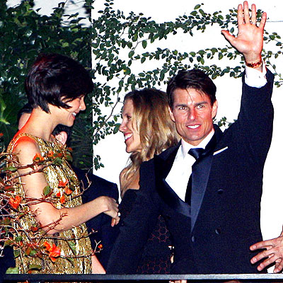HI FROM ABOVE photo | Katie Holmes, Tom Cruise