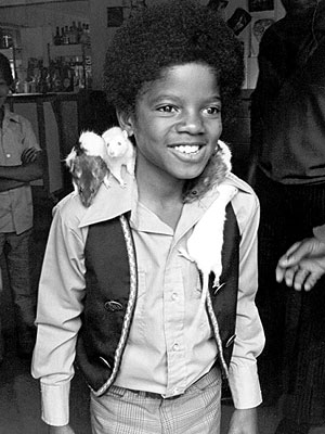 CHILD'S PLAY photo | Michael Jackson