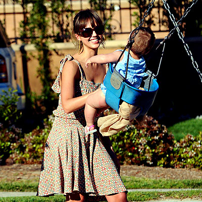 HITTING THE PARK photo | Jessica Alba