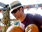 Off-Duty Hollywood! | Hugh Jackman
