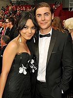 Stars & Smiles! Oscar Arrivals | Vanessa Hudgens, Zac Efron