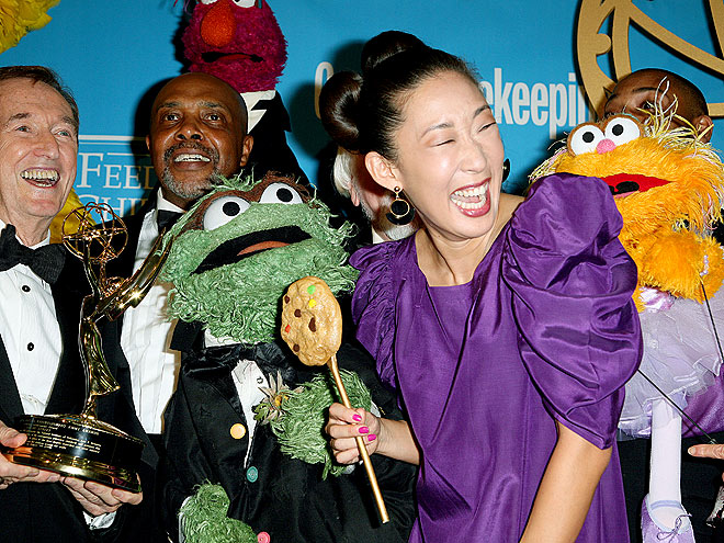 PUPPET MASTERS photo | Sandra Oh