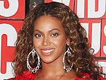 VMAs Red Carpet Stars