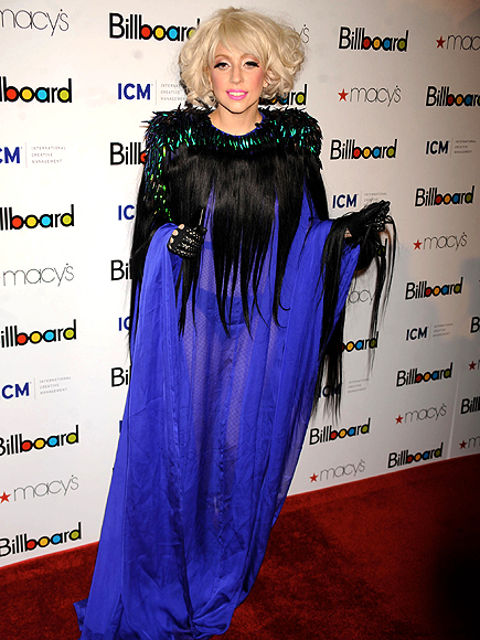 HAIRY SITUATION  photo | Lady Gaga