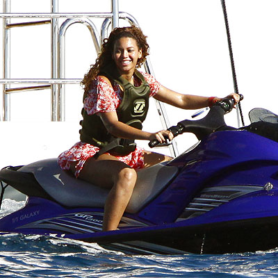 WATER BABY photo | Beyonce Knowles
