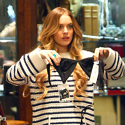 SUPPORT TEAM photo | Lindsay Lohan