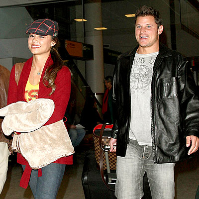 BAGGAGE CART photo | Nick Lachey, Vanessa Minnillo