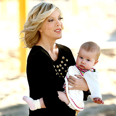 9021-AWW photo | Tori Spelling