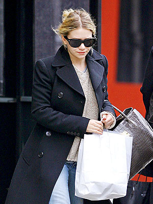 ALL TIED UP photo | Ashley Olsen