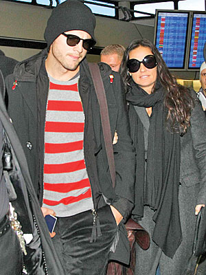 SO 'HAPPY' TOGETHER photo | Demi Moore