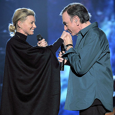 Inside the All-Star MusiCares Tribute to Neil Diamond| Coldplay, Grammy Awards 2009, Jonas Brothers, Chris Martin, Faith Hill, Jennifer Hudson, Josh Groban, Kid Rock, Neil Diamond, Tim McGraw